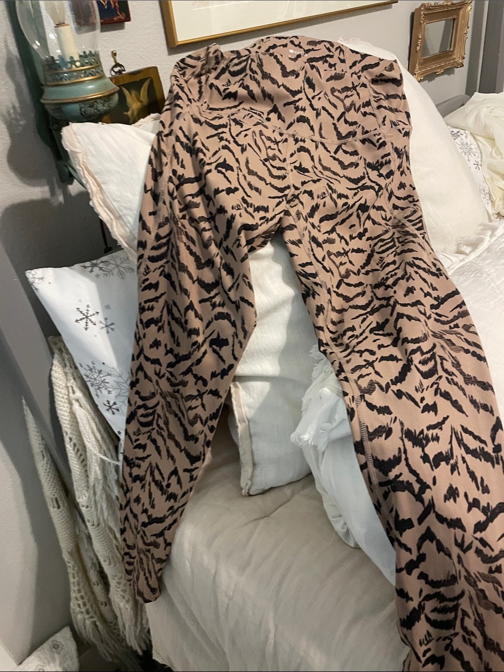 Zella Animal Print Leggings - Black on Light Brown